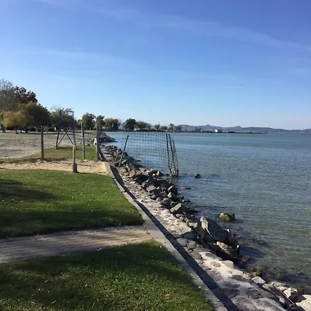 Napfenystrand Apartman * Balatonlelle